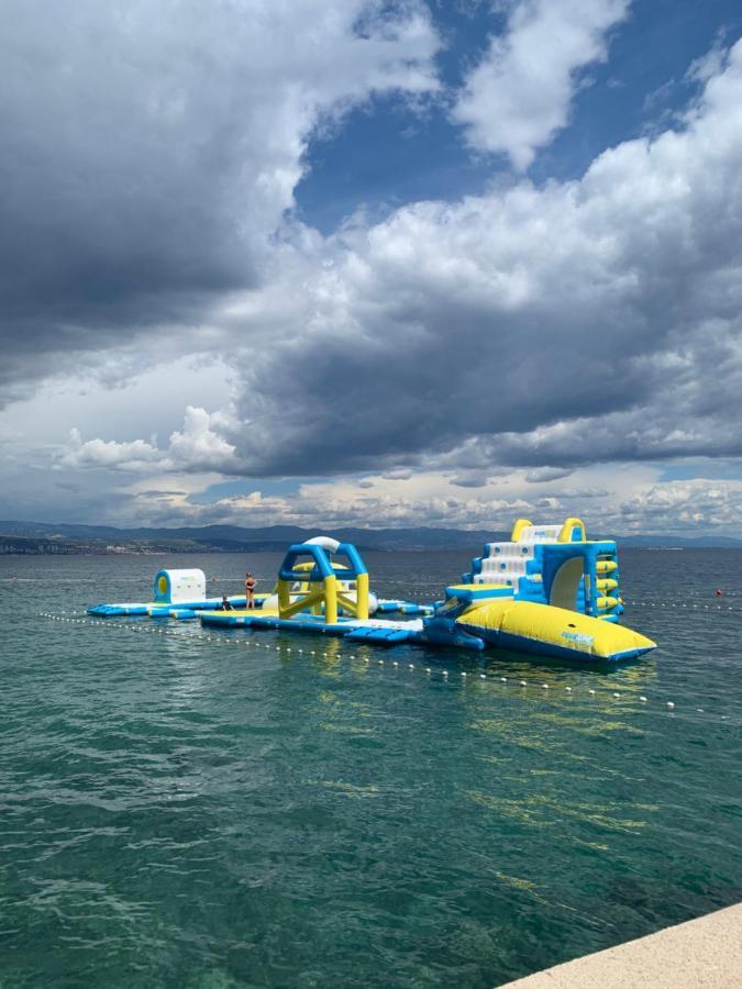 Hotel Villa Laurel Lovran Kültér fotó