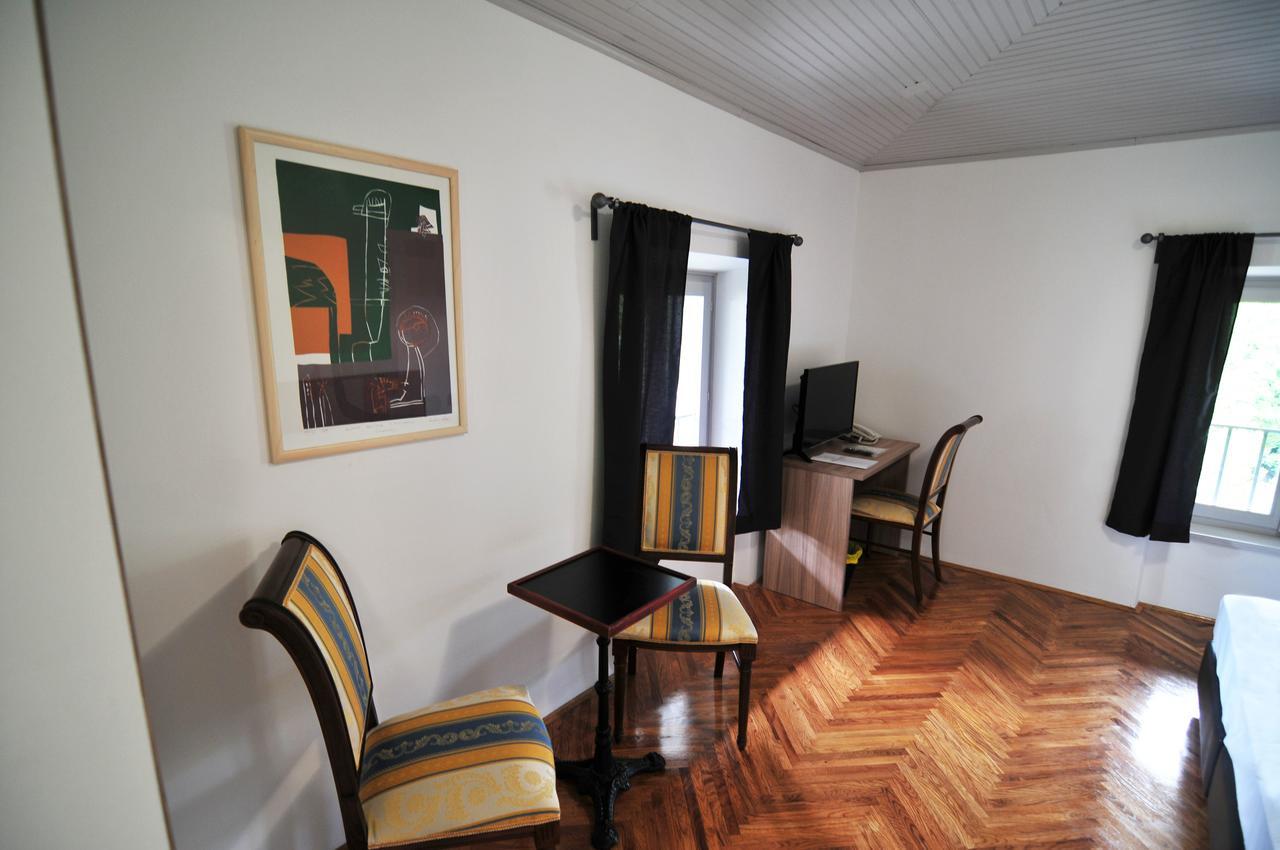 Hotel Villa Laurel Lovran Kültér fotó